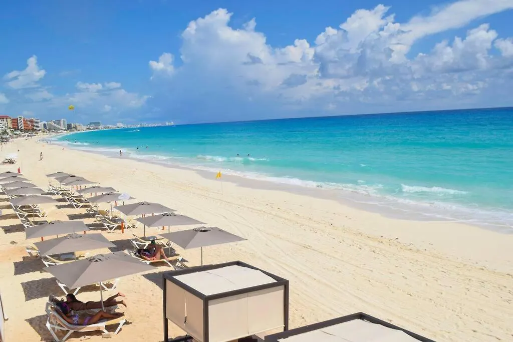 Brand New Studio At The Beach 3D Cancun Apartment