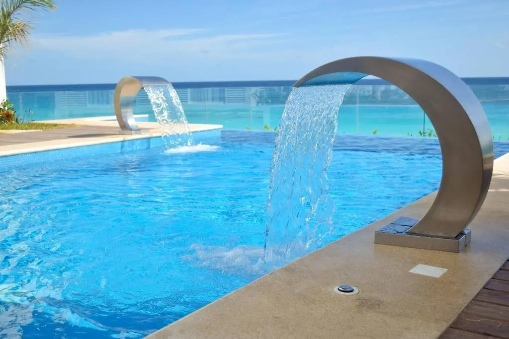 Brand New Studio At The Beach 3D Cancun 0*,