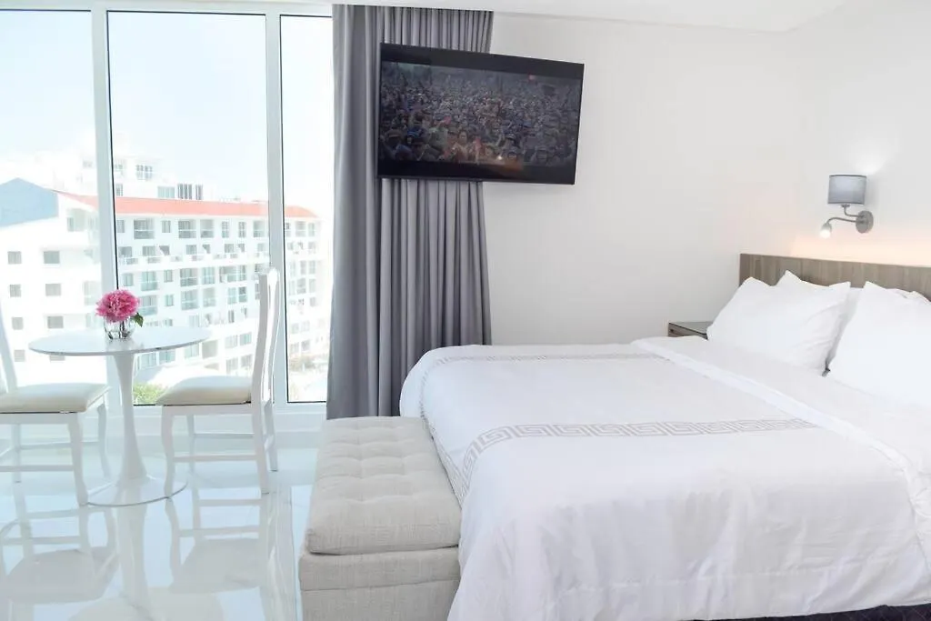 Brand New Studio At The Beach 3D Cancún 0*,  Mexiko